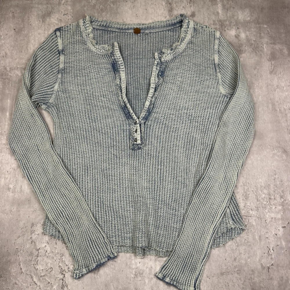 Free People One Shirt Women's M Colt Thermal Henley Gray Blue Waffle Long Sleeve